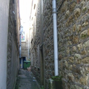 Alley Gap